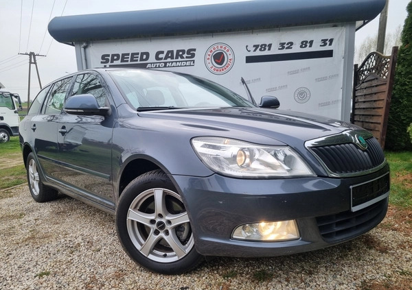 Skoda Octavia cena 25500 przebieg: 280537, rok produkcji 2012 z Suraż małe 106